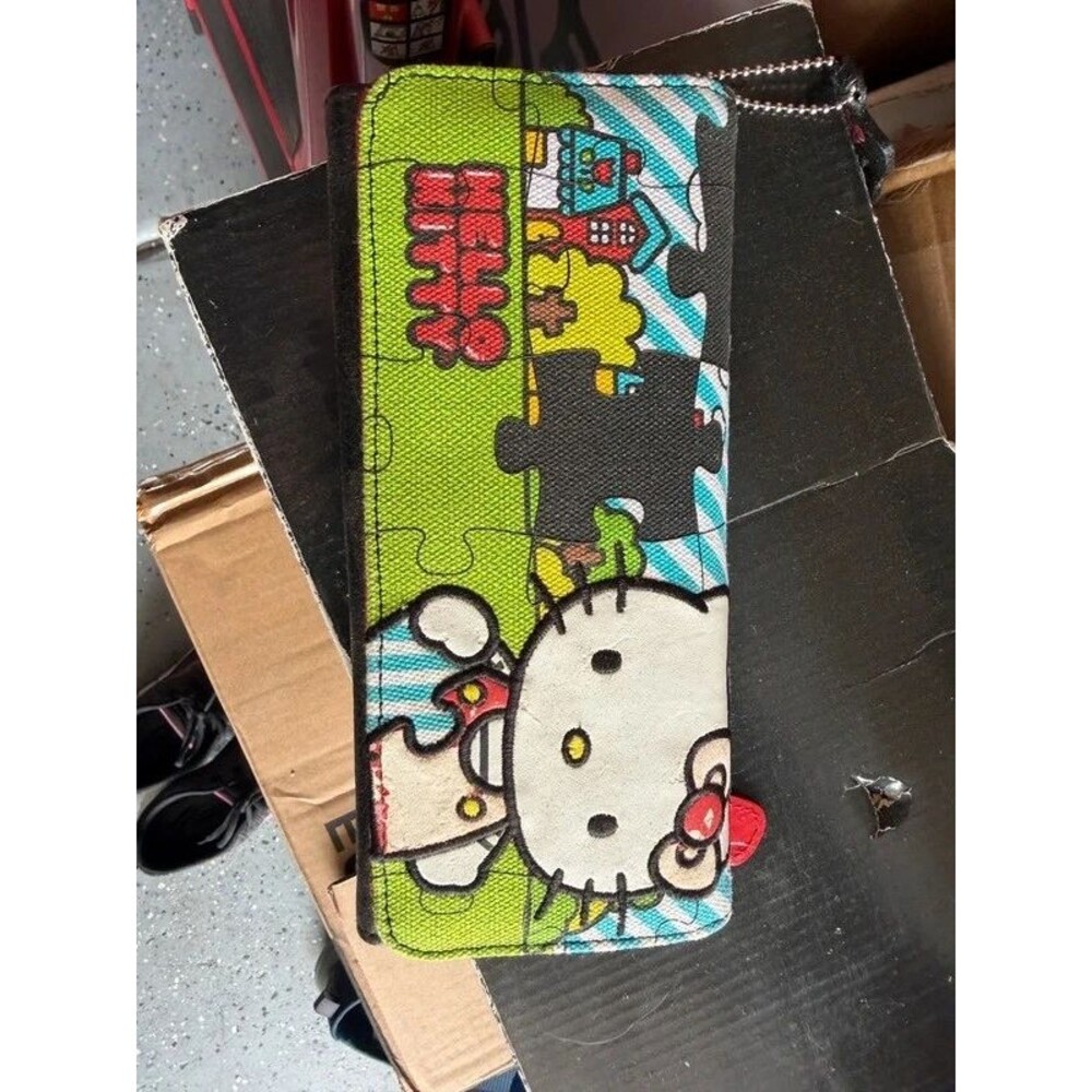 Hello kitty wallet
